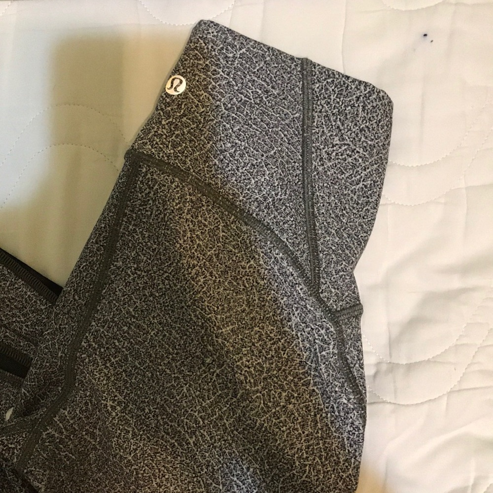 Lululemon train times crop leggings sz 4